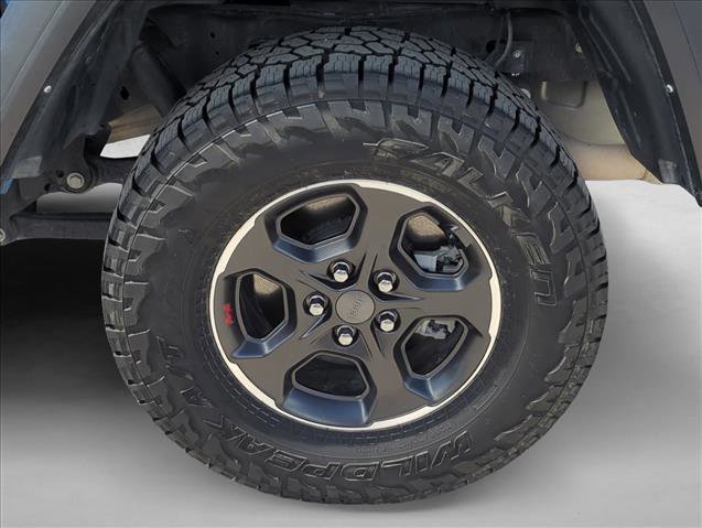 Used 2023 Jeep Gladiator Rubicon w/ Cold Weather Group AWD/4WD image 9
