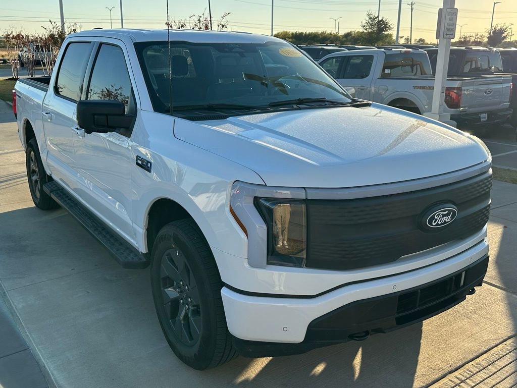 New 2025 Ford F150 Lightning Flash image 28