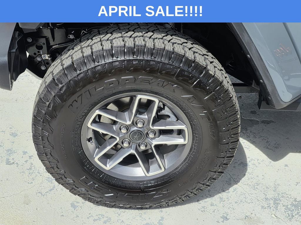 Used 2025 Jeep Gladiator Mojave w/ Convenience Group image 40