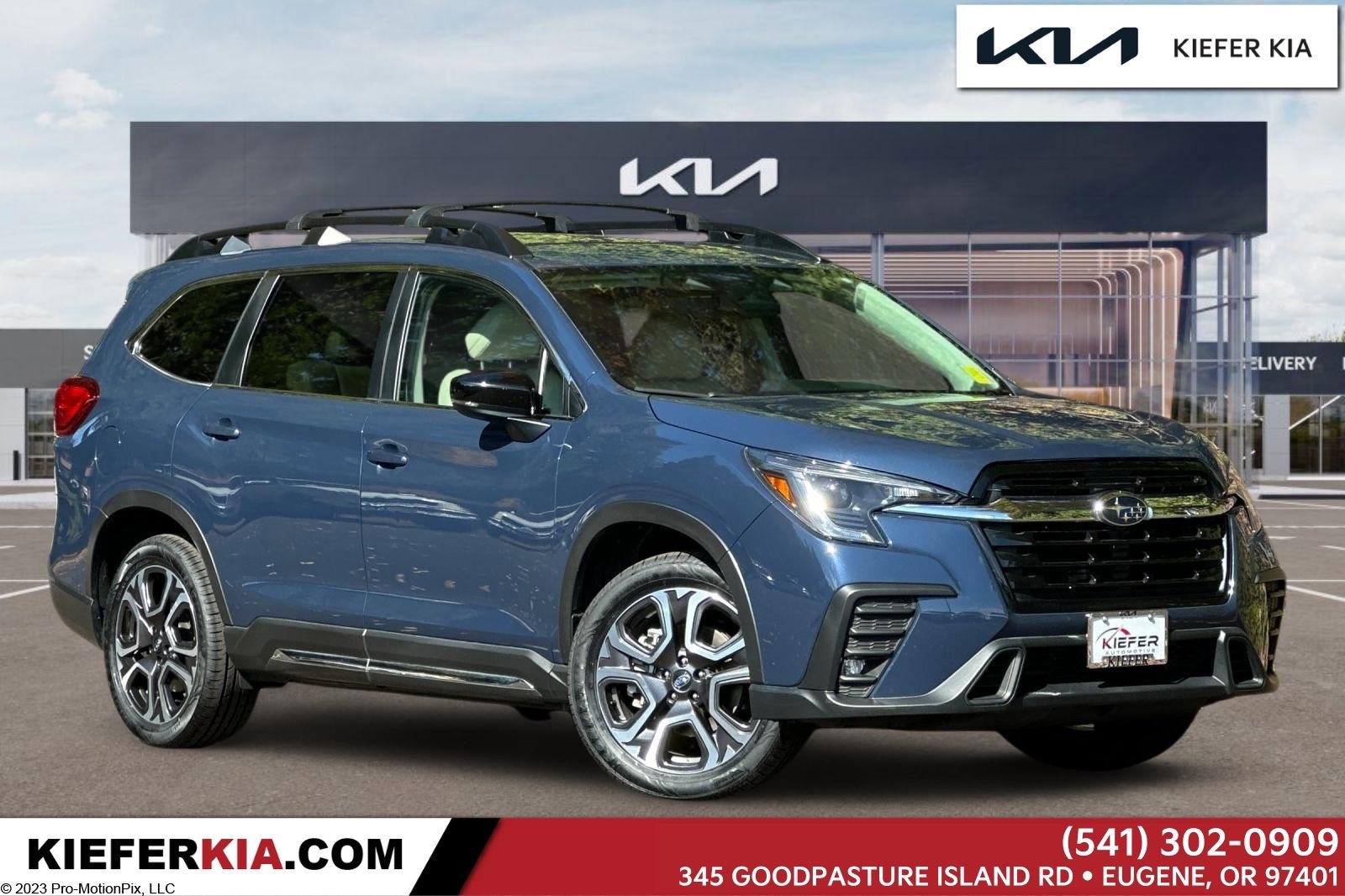 Used 2024 Subaru Ascent Limited image 1