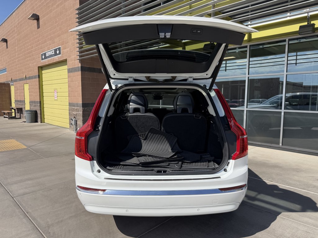 Used 2023 Volvo XC90 B6 Plus w/ Protection Package Premier AWD/4WD image 38
