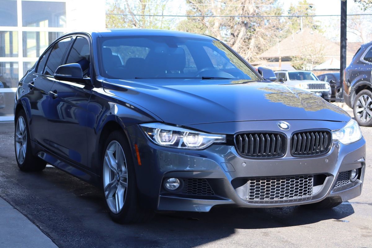 Used 2018 BMW 340i xDrive Sedan w/ Premium Package AWD/4WD image 7