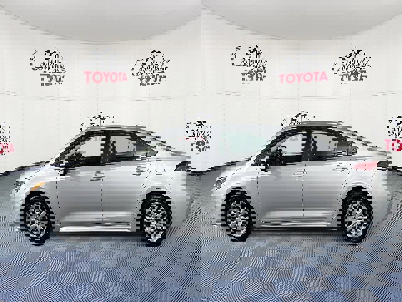 Used 2024 Toyota Corolla LE image 4