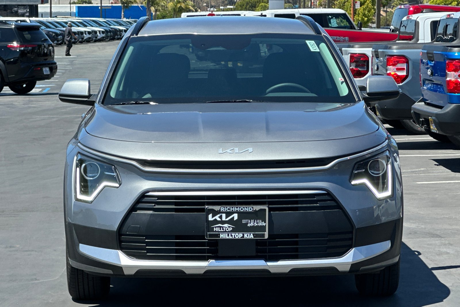 New 2026 Kia Niro EX FWD image 9