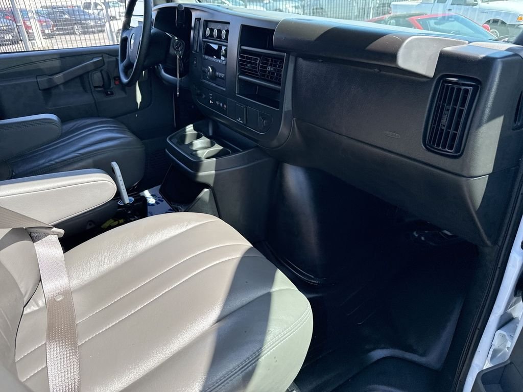 Used 2025 Chevrolet Express 2500 Extended w/ Driver Convenience Package RWD image 64