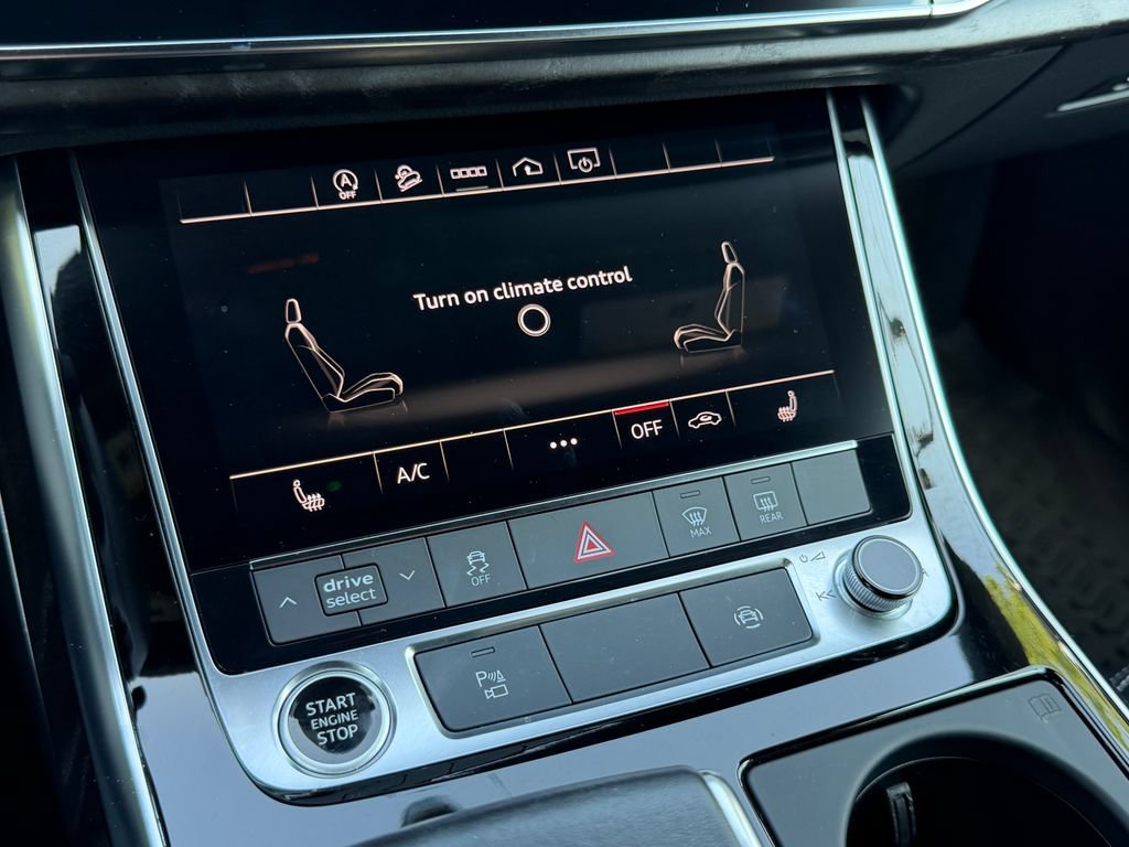 Used 2022 Audi Q8 Premium w/ Convenience Package AWD/4WD image 25