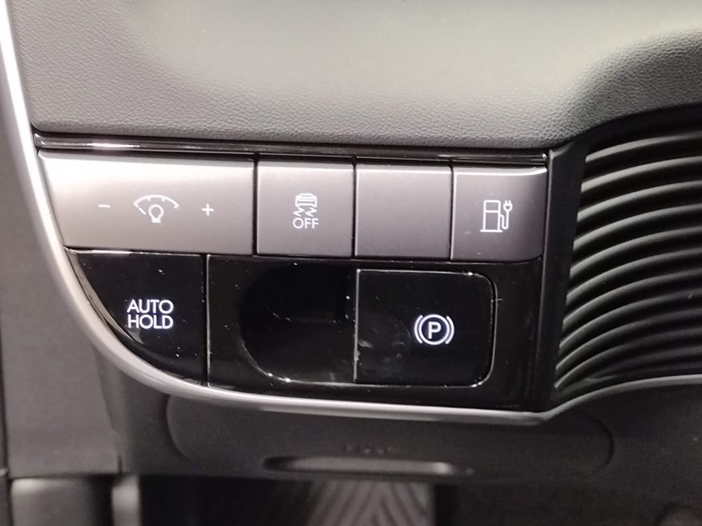 Certified 2026 Hyundai Ioniq 5 SE AWD/4WD image 24