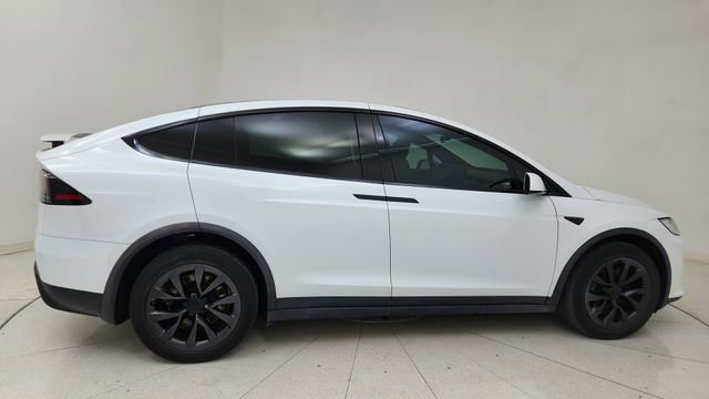 Used 2023 Tesla Model X image 6