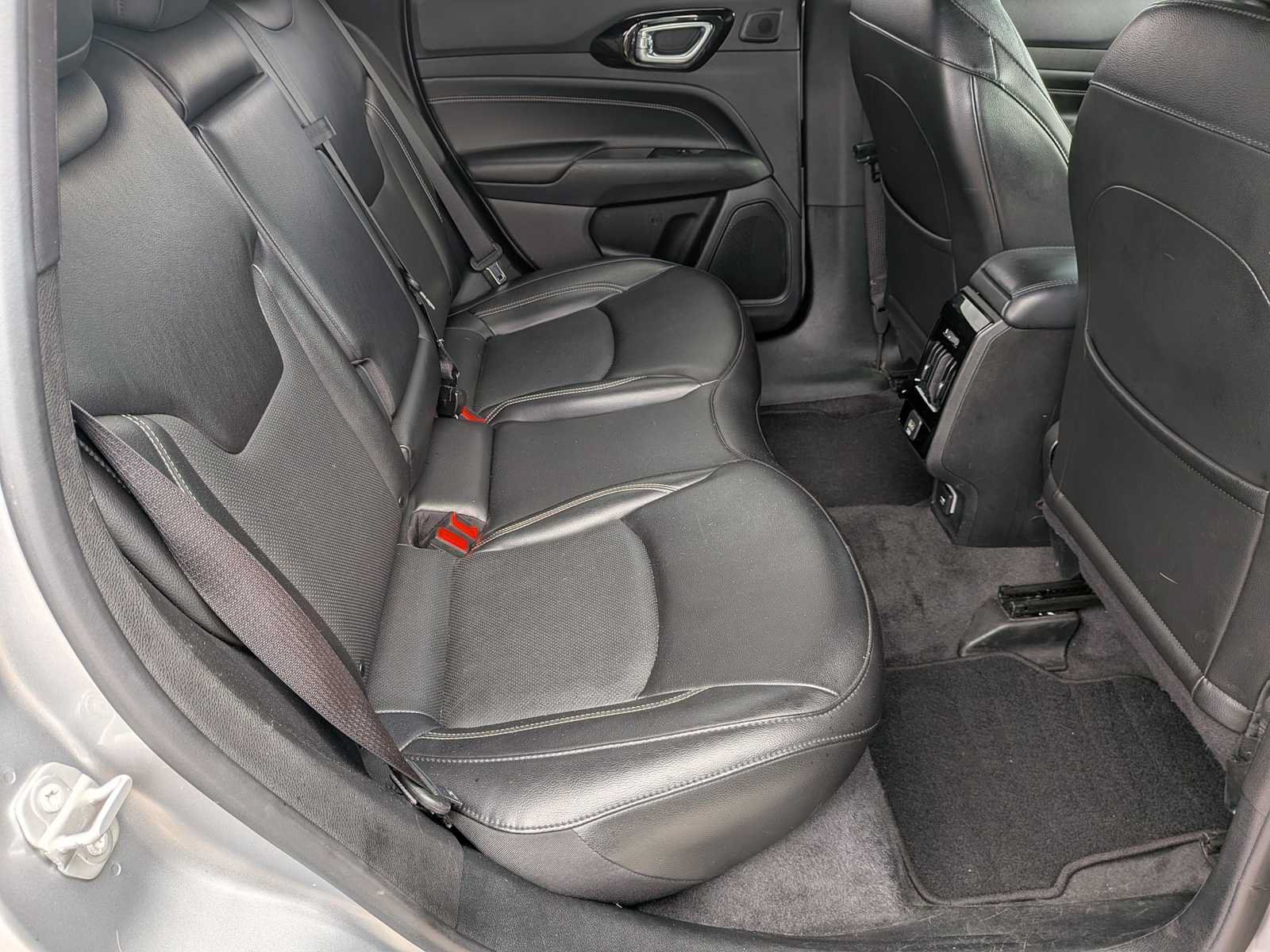 Certified 2023 Jeep Compass High Altitude AWD/4WD image 19