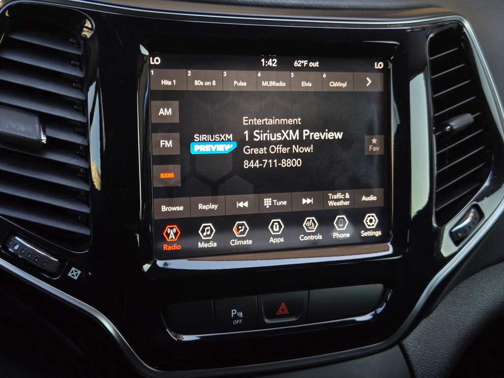 Used 2019 Jeep Cherokee Limited image 15