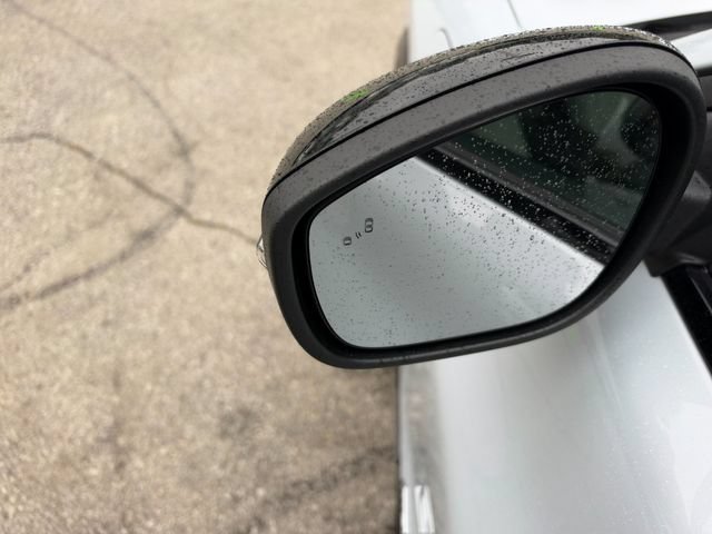 Used 2022 Ford Mustang Mach-E Premium AWD/4WD image 15