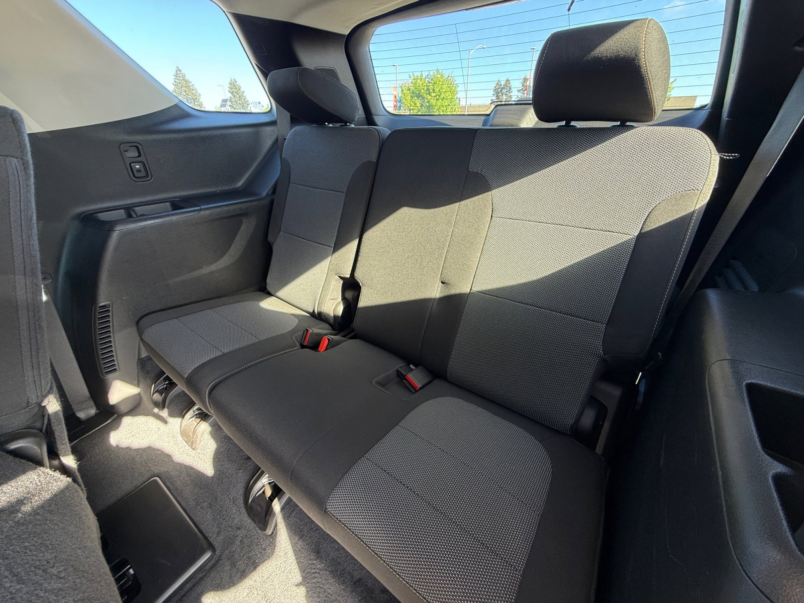 Used 2021 Chevrolet Traverse LT image 21