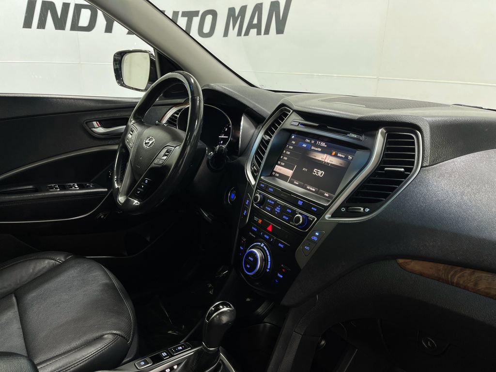 Used 2018 Hyundai Santa Fe Sport w/ 2.0T Ultimate Tech Package 05 image 22