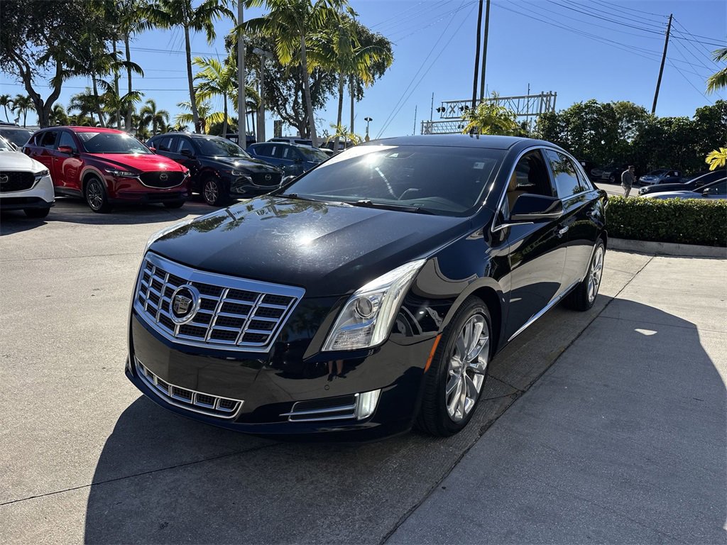 Used 2013 Cadillac XTS Luxury w/ Driver Awareness Package image 10