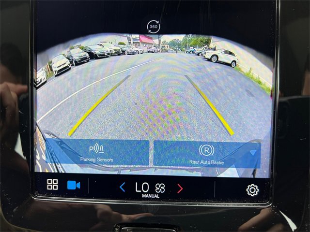 Used 2024 Volvo S60 B5 Plus image 19