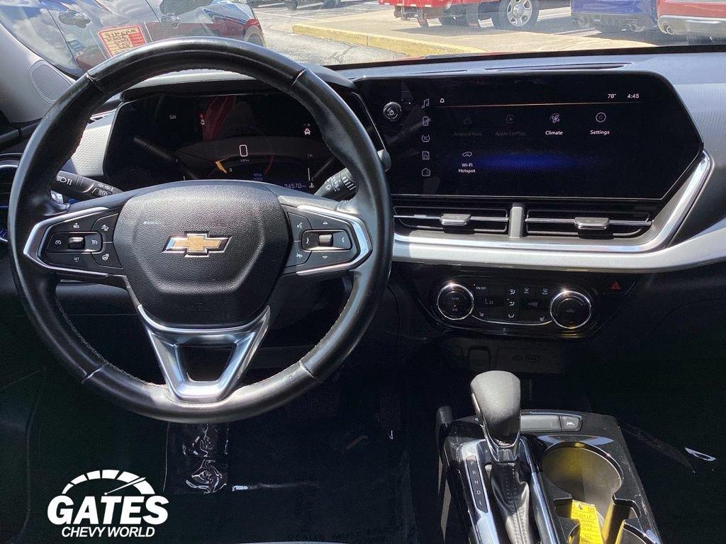 Used 2024 Chevrolet Trax LT w/ Driver Confidence Package FWD image 15