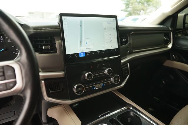 Used 2022 Ford Expedition XLT RWD image 28