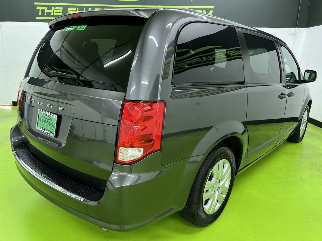 Used 2019 Dodge Grand Caravan SE FWD image 10