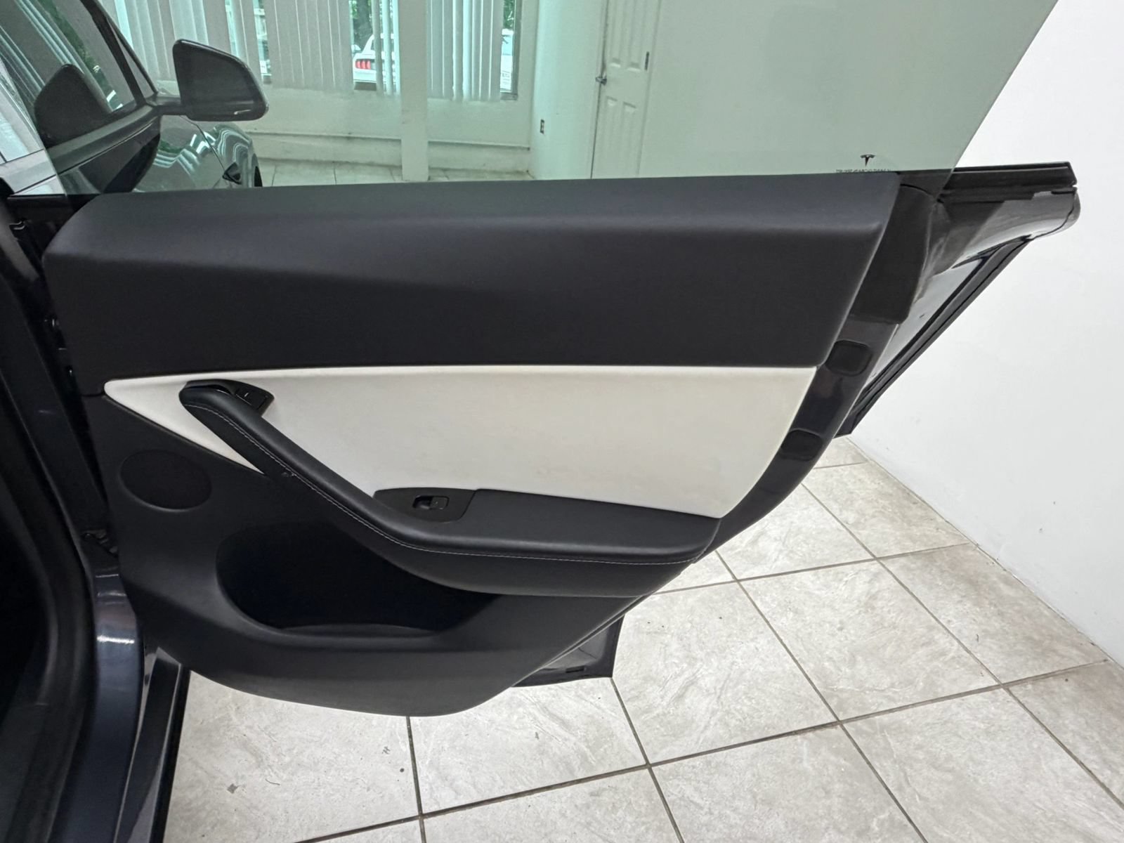 Used 2020 Tesla Model Y Performance AWD/4WD image 18