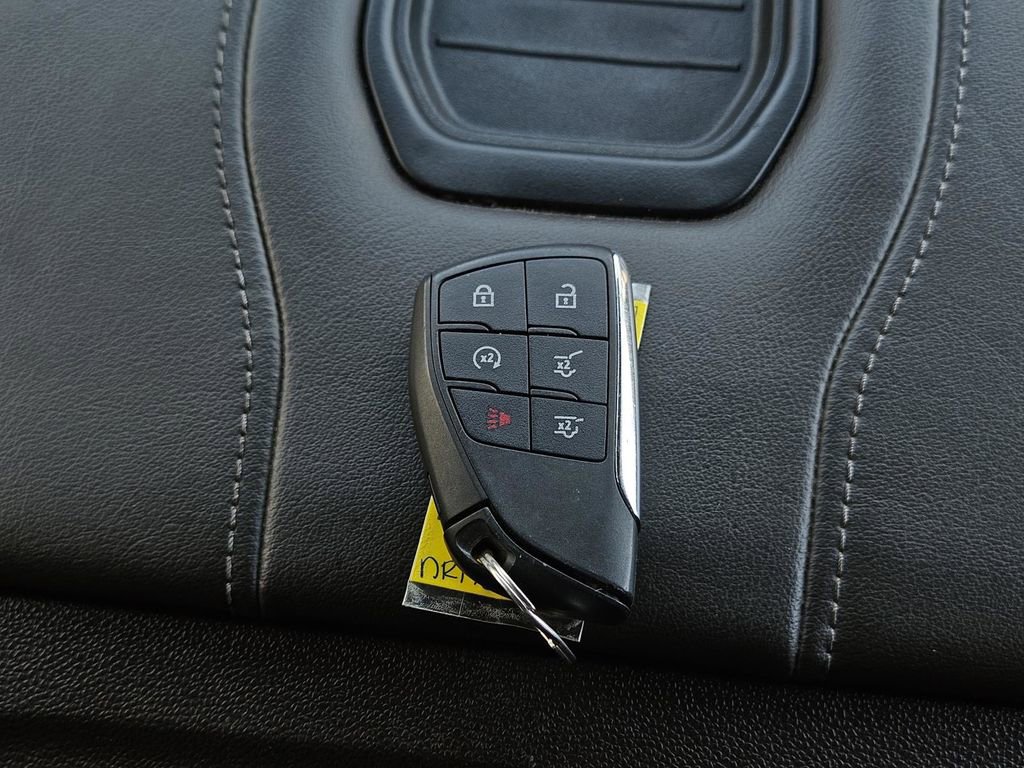 Used 2022 Chevrolet Tahoe LT w/ Luxury Package image 44