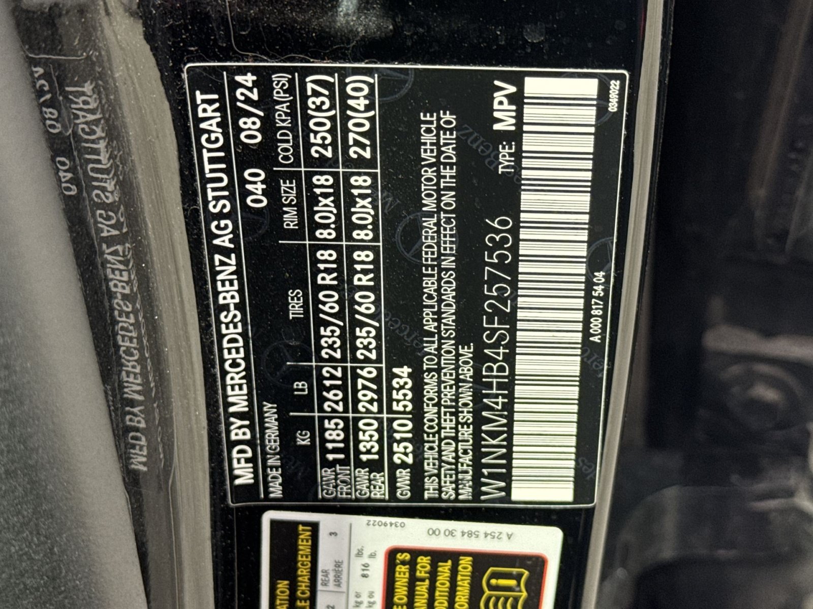 Used 2025 Mercedes-Benz GLC 300 4MATIC image 41