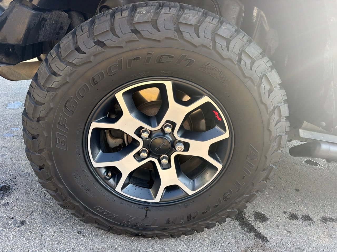 Used 2021 Jeep Wrangler Unlimited Rubicon AWD/4WD image 26