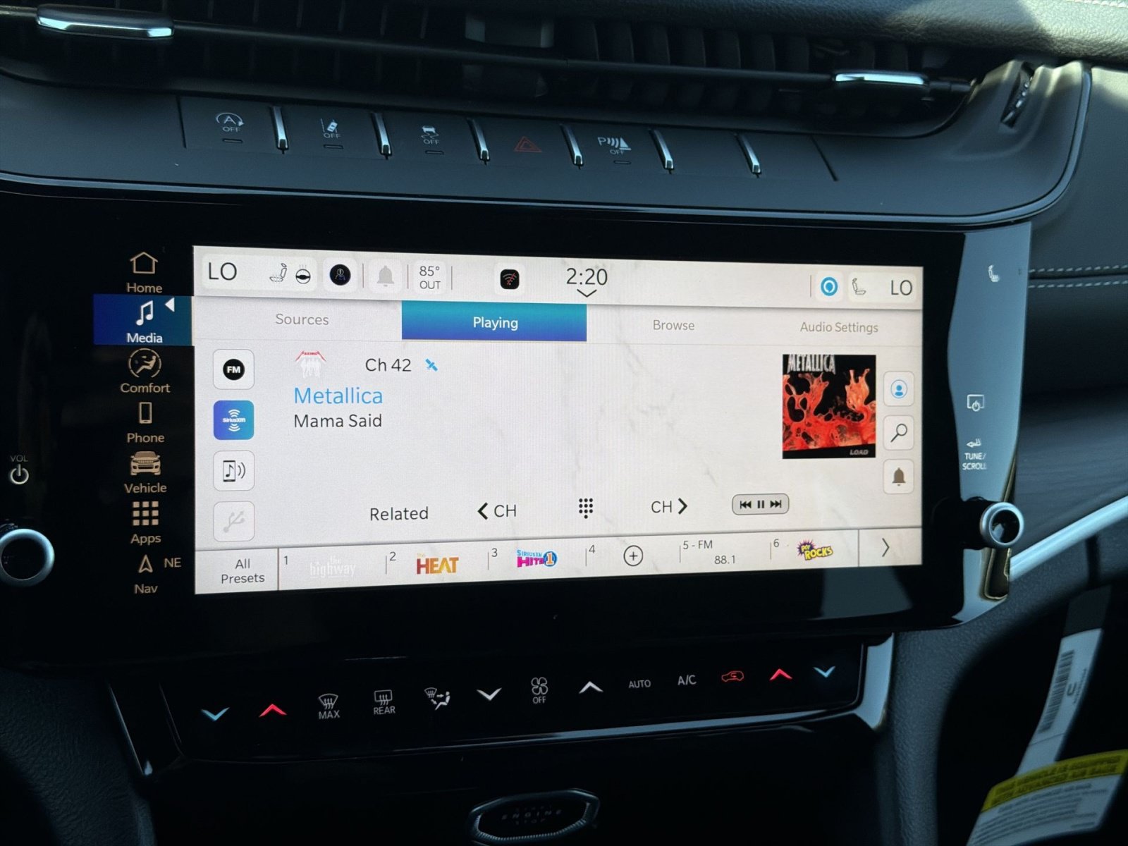 New 2026 Jeep Grand Cherokee Altitude AWD/4WD image 18