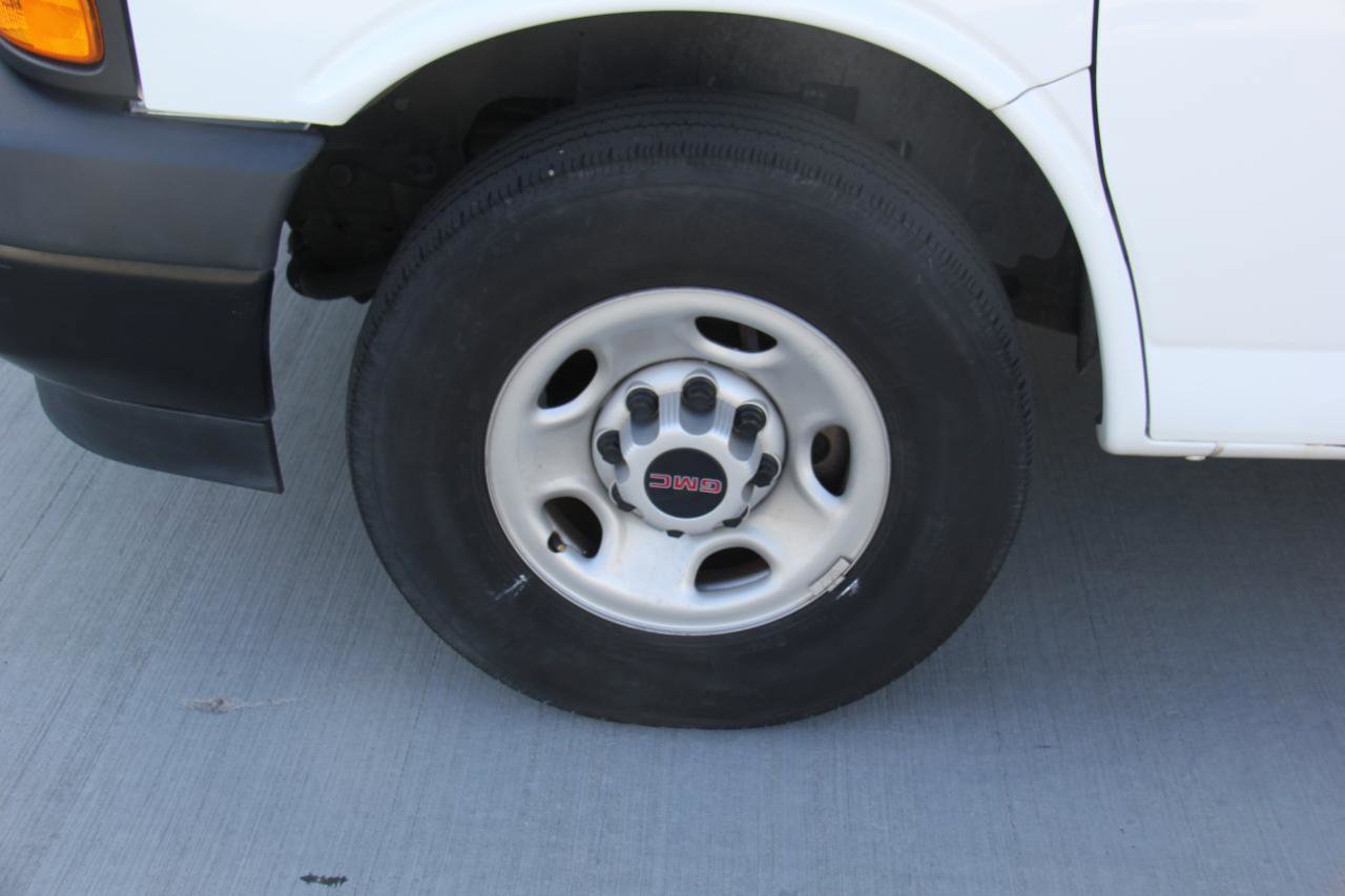 Used 2023 GMC Savana 2500 Extended w/ Driver Convenience Package image 19