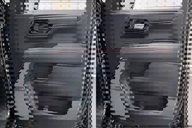 Certified 2025 GMC Yukon XL AT4 Ultimate image 22