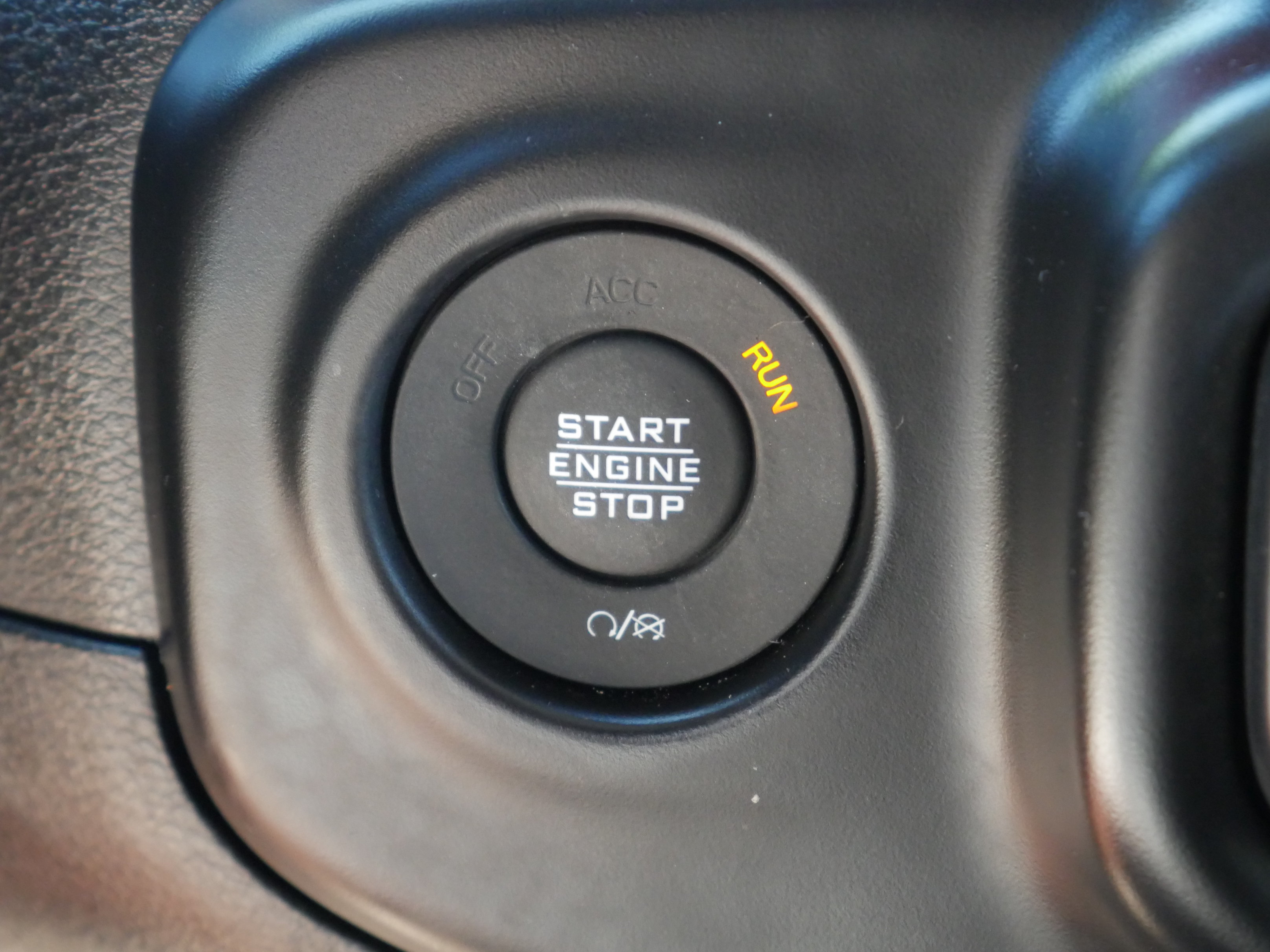 Used 2020 Jeep Gladiator Rubicon AWD/4WD image 8