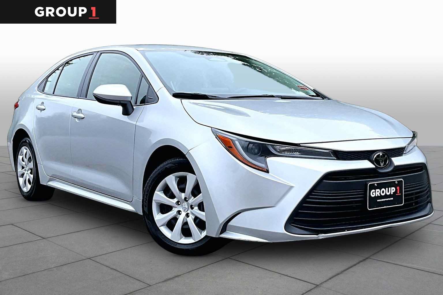 Certified 2024 Toyota Corolla LE FWD image 3