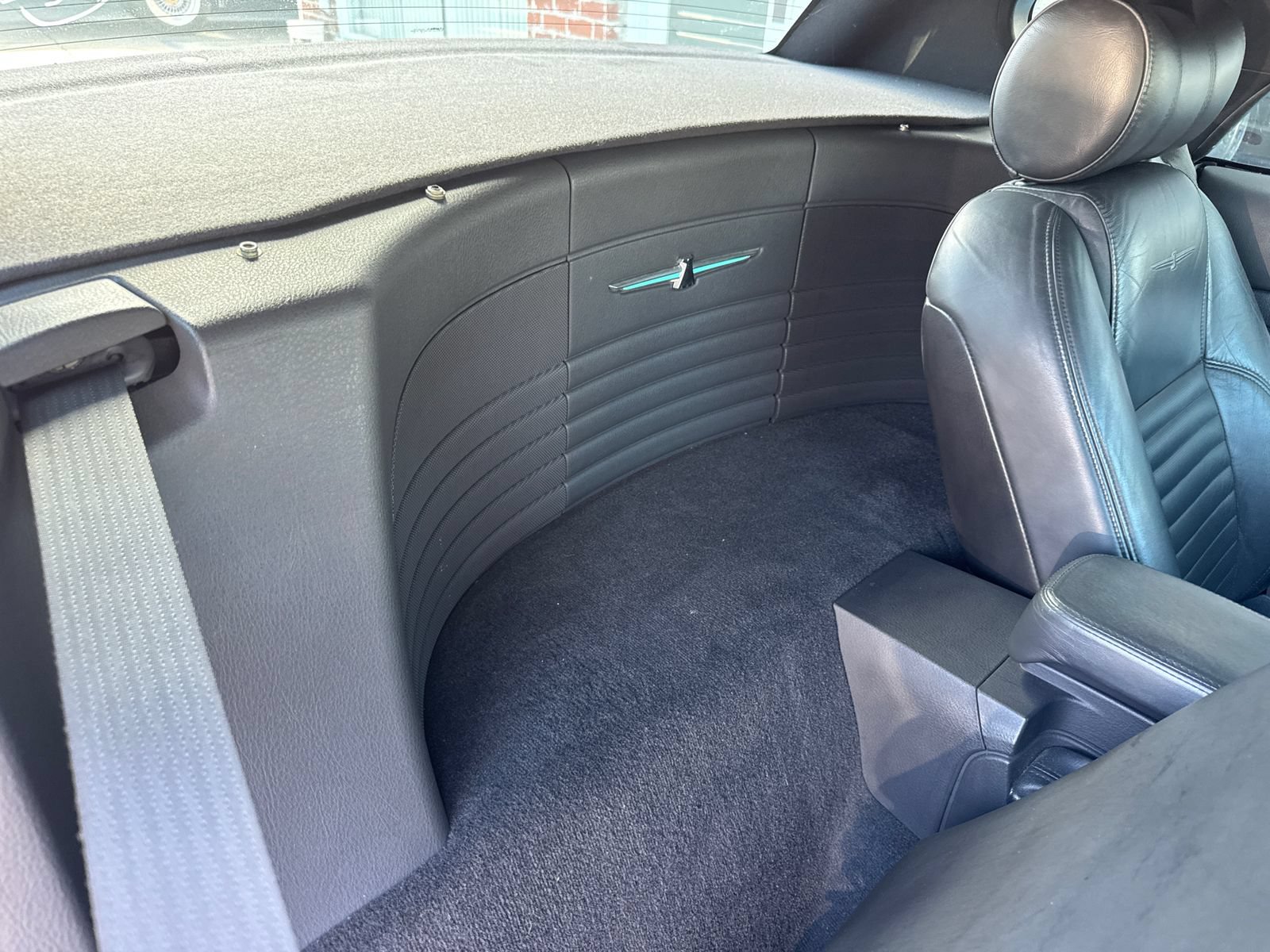 Used 2002 Ford Thunderbird RWD image 11