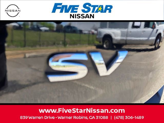 Used 2022 Nissan Rogue SV image 11