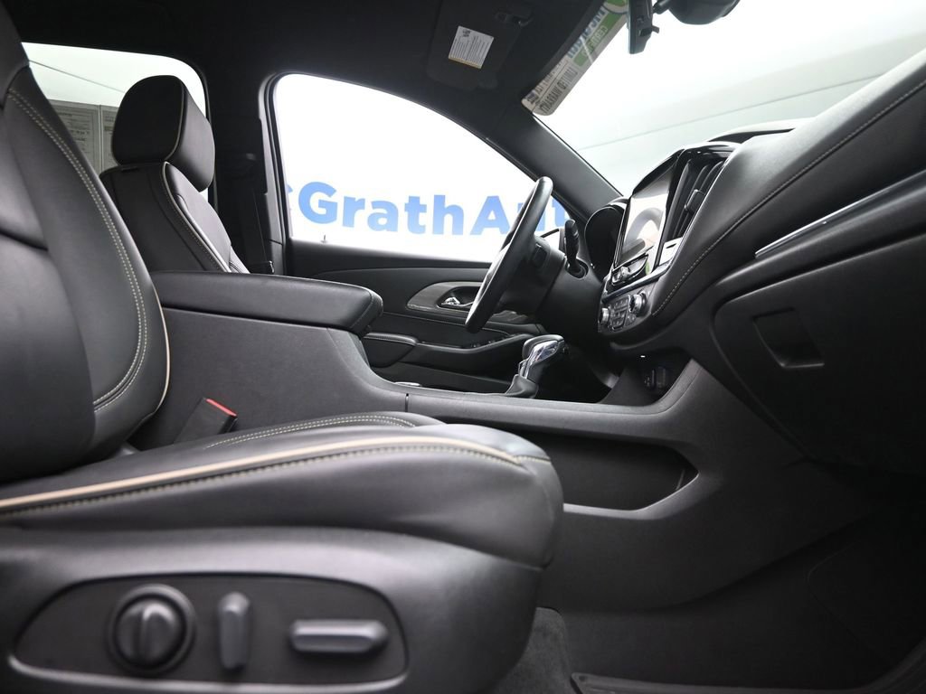 Used 2023 Chevrolet Traverse Premier image 7