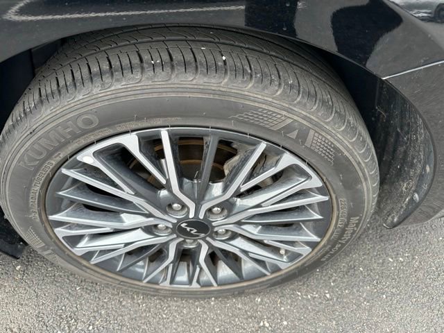 Used 2023 Kia Forte GT-Line FWD image 7