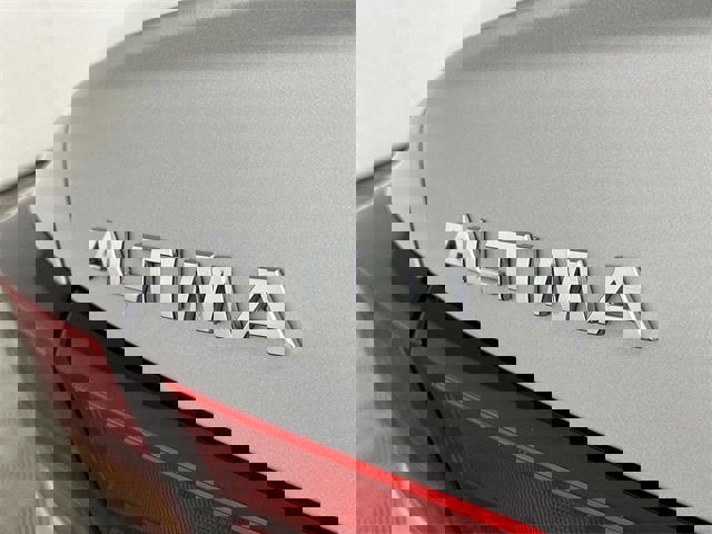 Used 2022 Nissan Altima 2.5 SV image 33