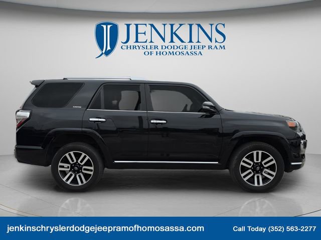 Used 2021 Toyota 4Runner Limited AWD/4WD image 2