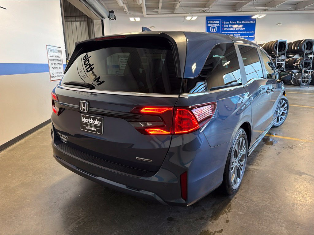 New 2027 Honda Odyssey Touring image 5