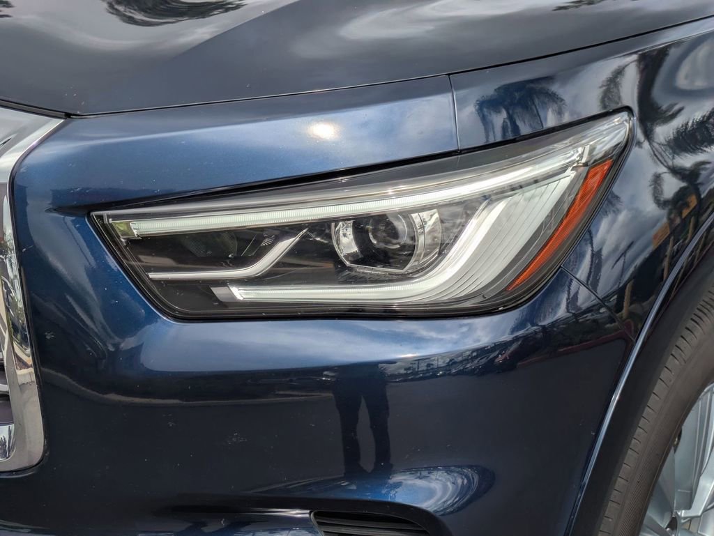 Used 2024 INFINITI QX80 Luxe image 11