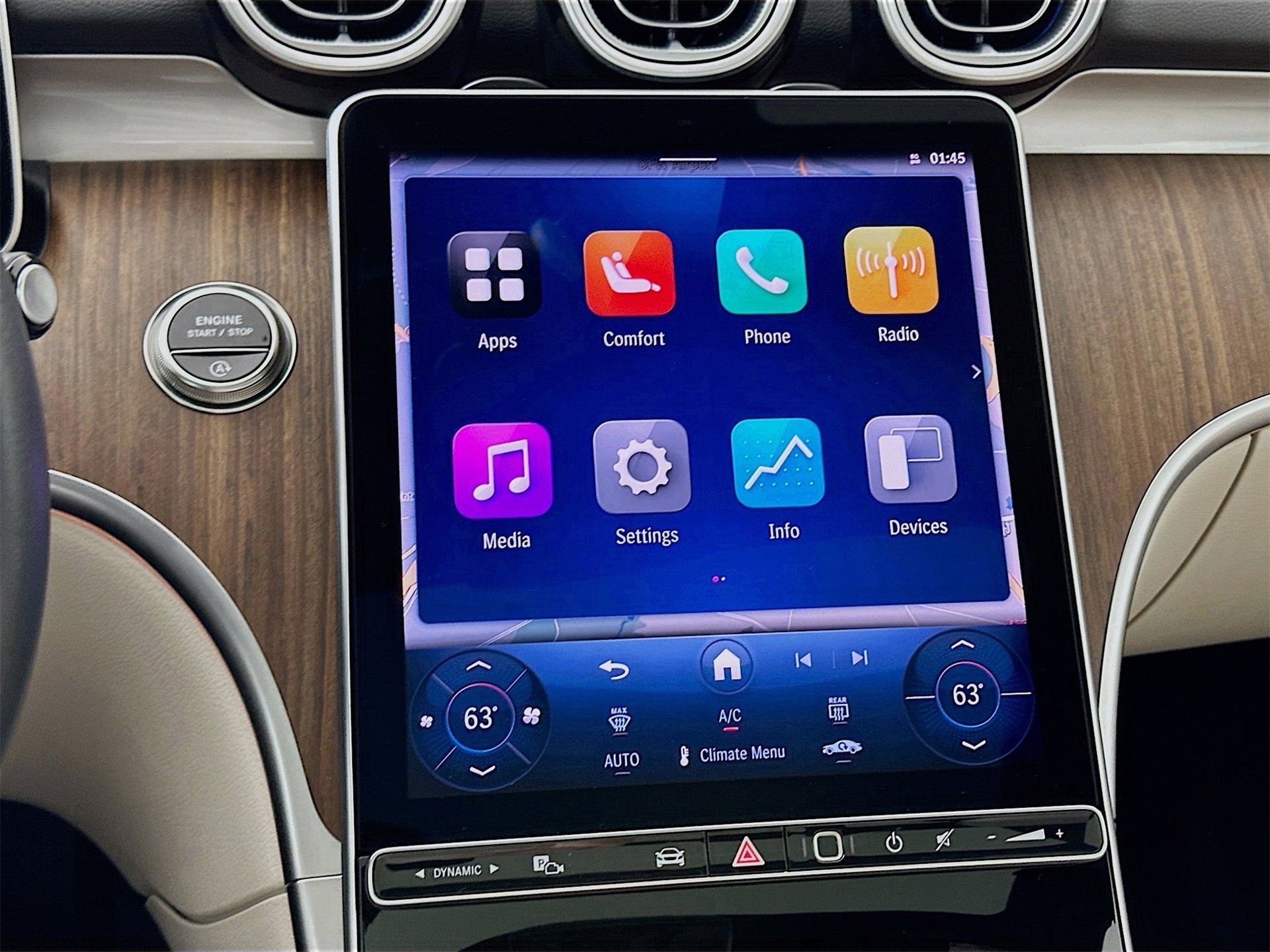 Used 2025 Mercedes-Benz C 300 Sedan image 16