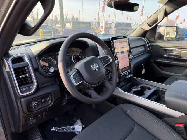 New 2026 RAM 1500 4x4 Crew Cab image 9