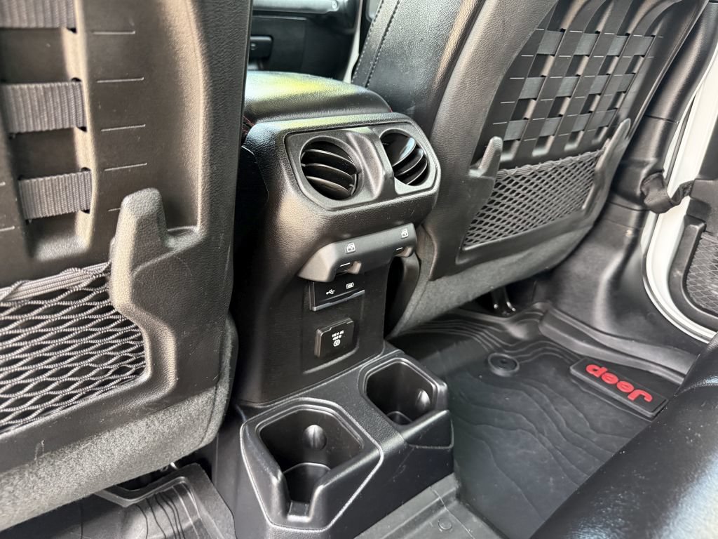 Used 2020 Jeep Gladiator Rubicon AWD/4WD image 33