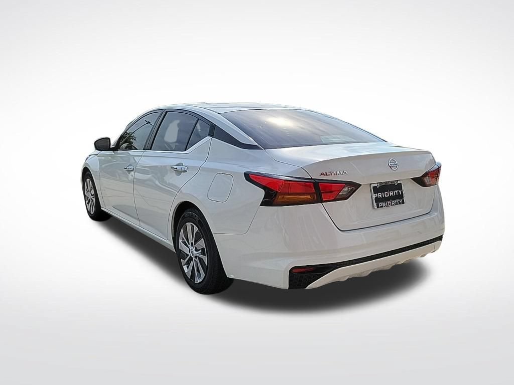 Used 2022 Nissan Altima 2.5 S FWD image 3
