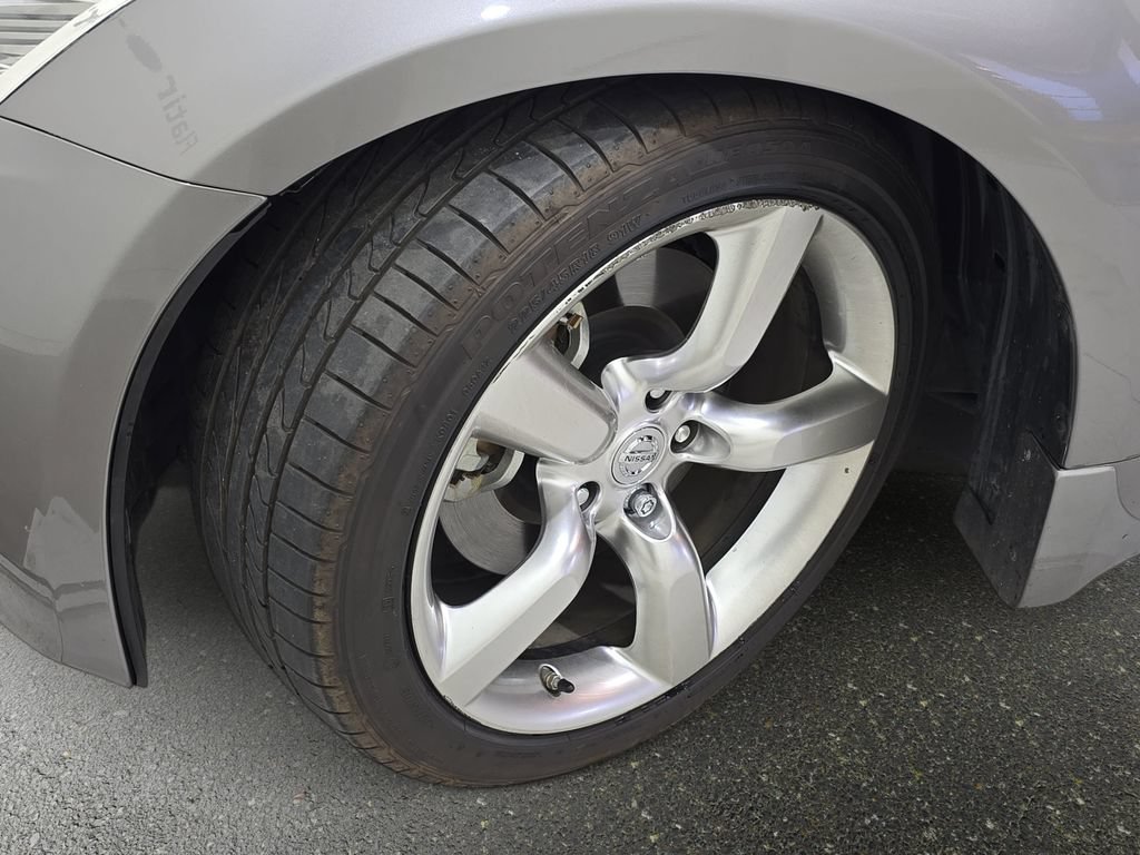 Used 2008 Nissan 350Z Enthusiast RWD image 30