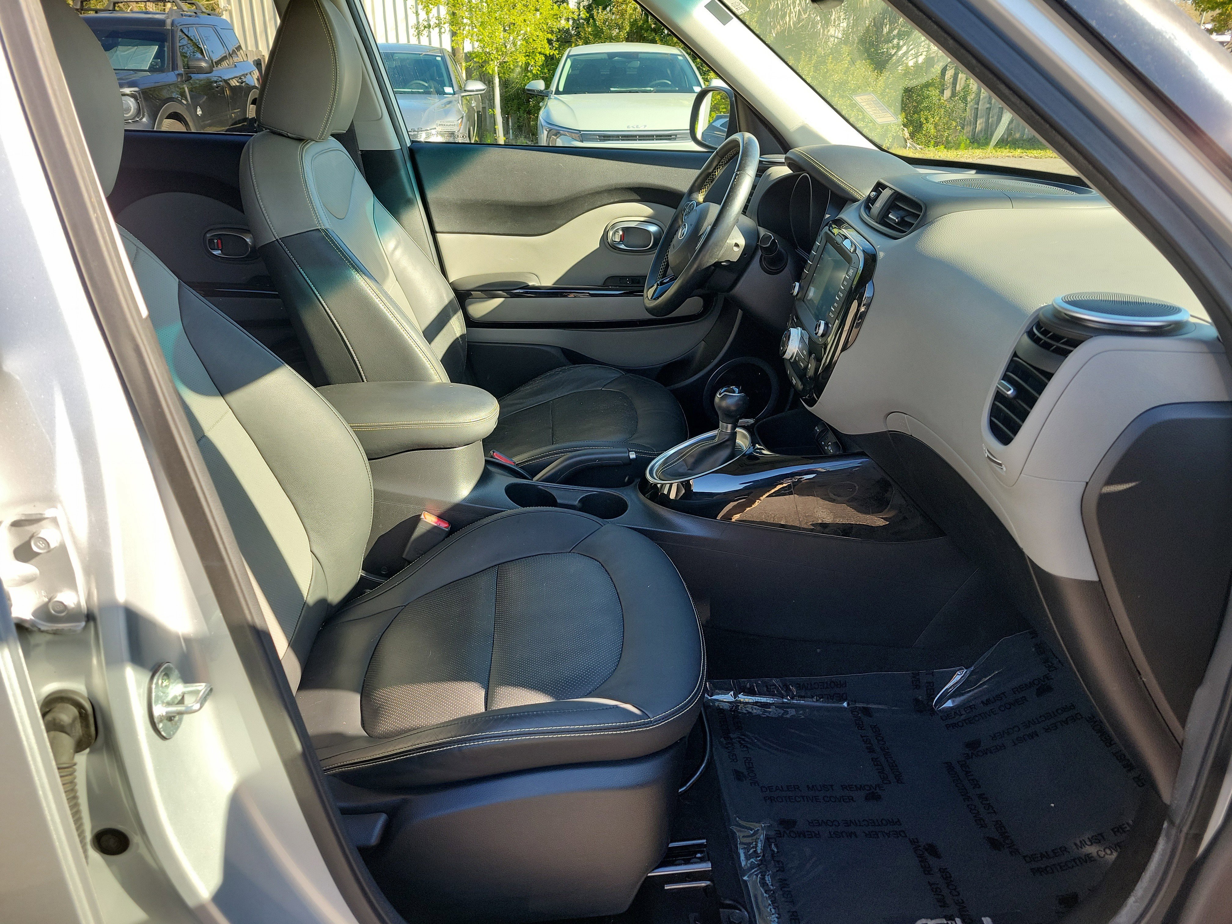 Used 2016 Kia Soul + w/ Primo Package image 7