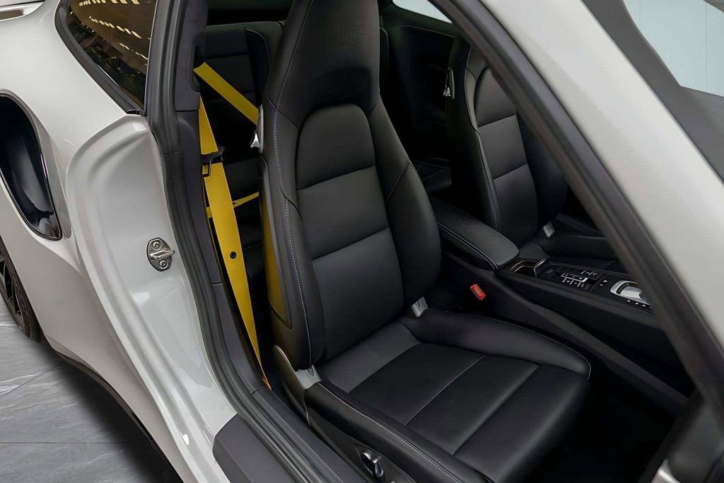 Used 2019 Porsche 911 Turbo S image 29