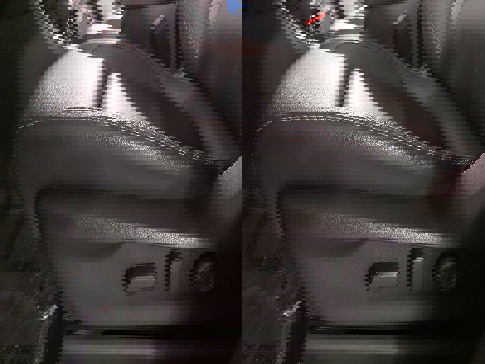 Used 2024 Subaru Ascent Limited image 31