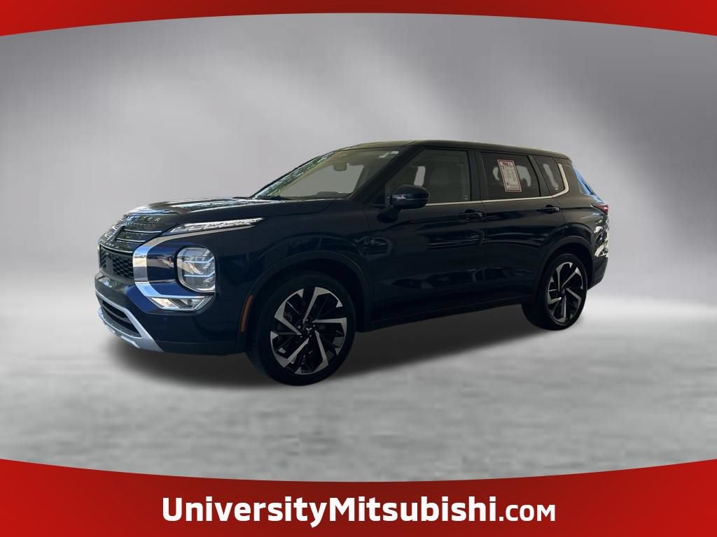 Used 2024 Mitsubishi Outlander FWD image 1