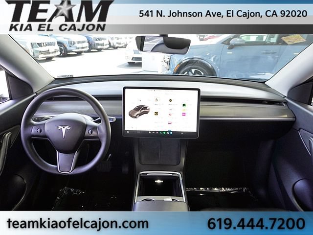 Used 2022 Tesla Model Y Long Range AWD/4WD image 21