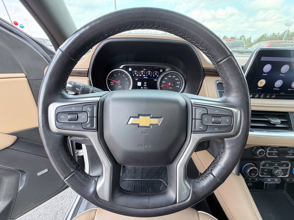 Used 2021 Chevrolet Suburban Premier w/ Premium Package image 13